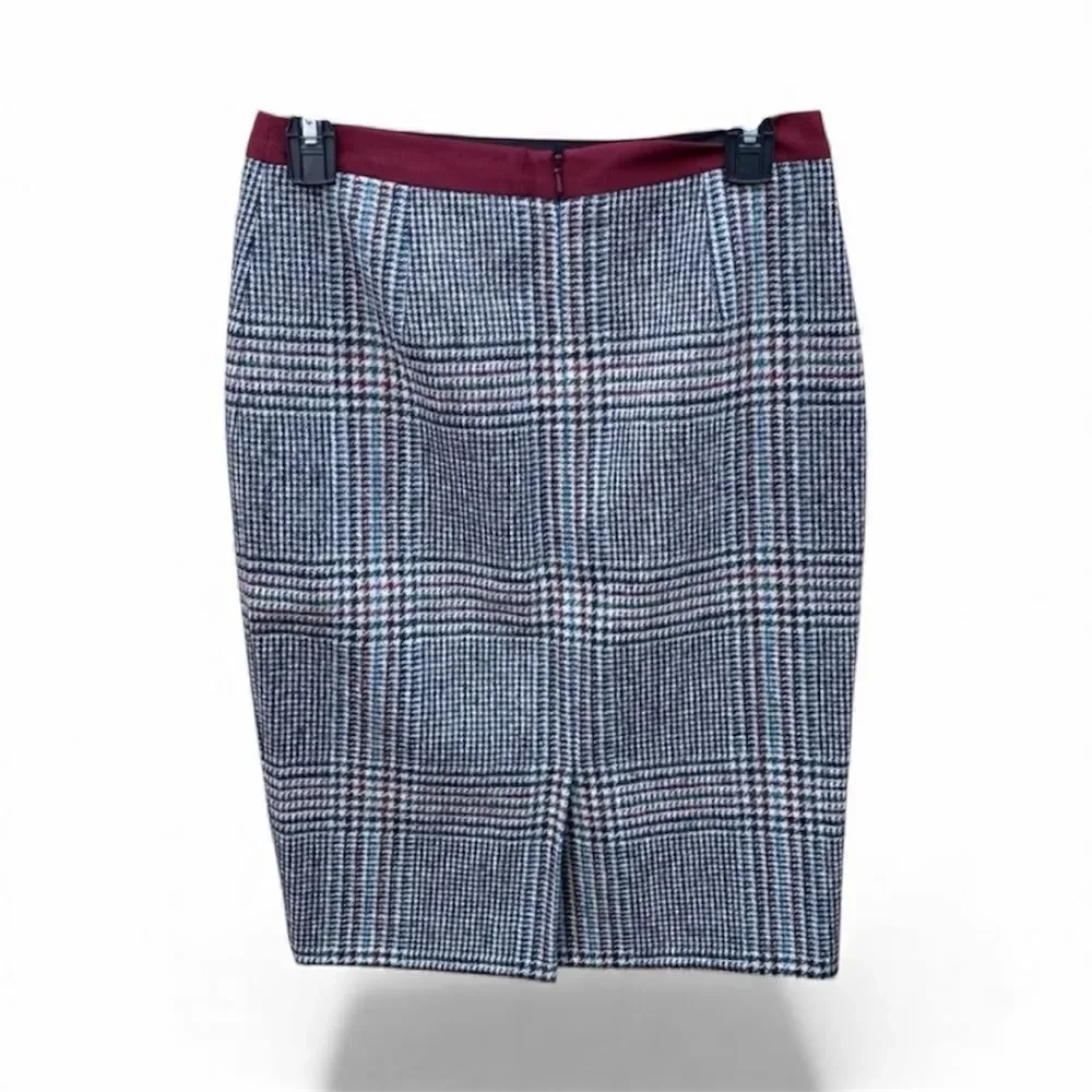 BODEN British Tweed Wool Black/Maroon/White/Blue Plaid Pencil Skirt 4 Classic - Picture 3 of 6
